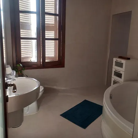 Casa Nina Urban Entire Semesterbostad Sliema