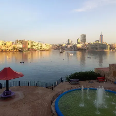 Vakantiehuis Casa Nina Urban Entire Sliema